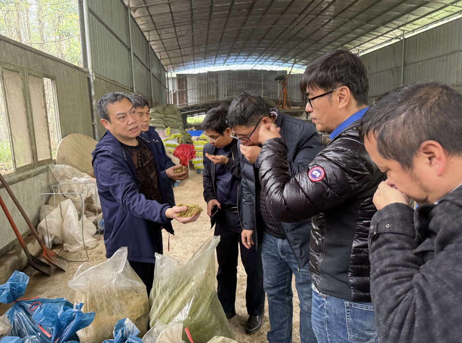 金陵農(nóng)牧集團前來調(diào)研14.jpg